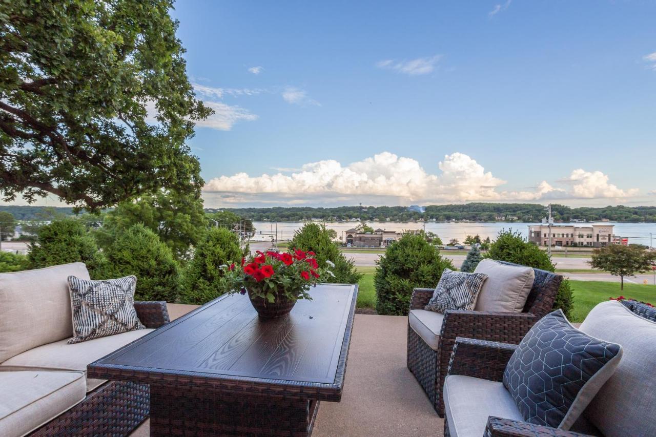 River View Lodge Le Claire Kültér fotó